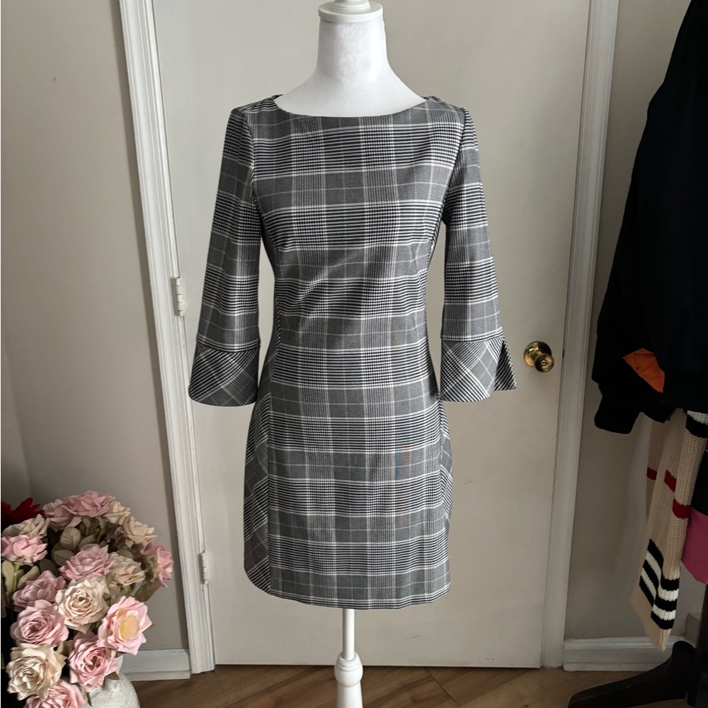 Elegant Gray Plaid Dress
